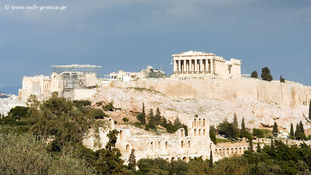 Επεκτείνεται η τουριστική σεζόν – Χειμερινός προορισμός και η Αθήνα