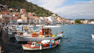 INSETE: Ποιες ελληνικές περιοχές βαθμολόγησαν υψηλότερα οι ξένοι τουρίστες